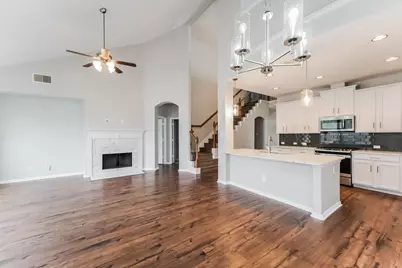 2531 Crystal Shore Drive, Rosharon, TX 77583 - Photo 5