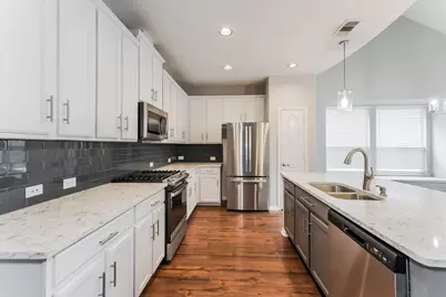 2531 Crystal Shore Drive, Rosharon, TX 77583 - Photo 9