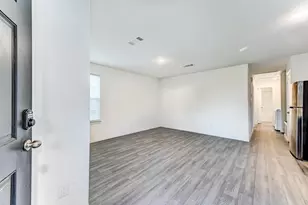 7925 Way St, Houston, TX 77028 - Photo 5