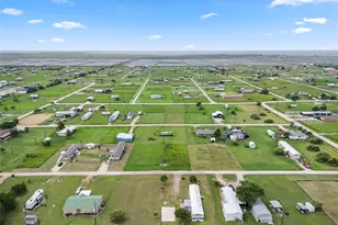 98 Catfish Dr, Palacios, TX 77465 - Photo 7