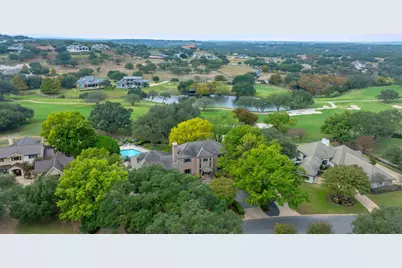 27030 Masters Pkwy, Spicewood, TX 78669 - Photo 45