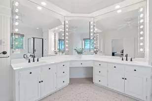 27030 Masters Pkwy, Spicewood, TX 78669 - Photo 25