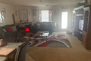 8303 Quest Ct, Rosharon, TX 77583 - Photo 9