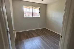 7223 Valmont Dr, Houston, TX 77016 - Photo 7