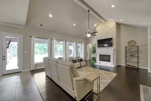 8992 Windjammer Ln, Montgomery, TX 77316 - Photo 15