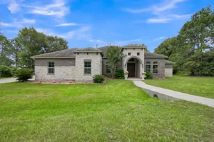 8992 Windjammer Ln, Montgomery, TX 77316 - Photo 3