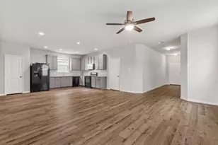 2519 Moapa Dr, Conroe, TX 77384 - Photo 9