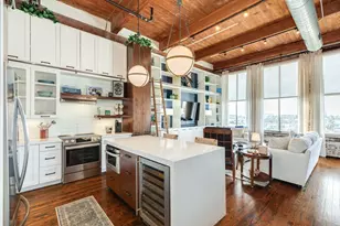 2400 Mechanic St, Galveston, TX 77550 - Photo 3