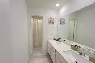 5147 Klein Orchard Dr, Houston, TX 77066 - Photo 19