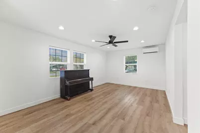 5406 Firefly Street, Houston, TX 77017 - Photo 9