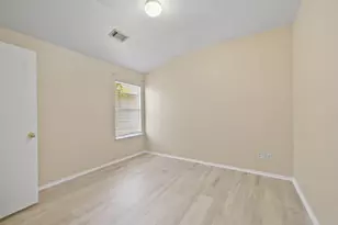 19022 Wild Yaupon Dr, Cypress, TX 77433 - Photo 11