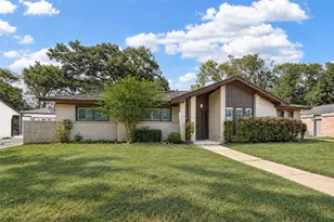 15318 Torry Pines Rd, Houston, TX 77062 - Photo 3
