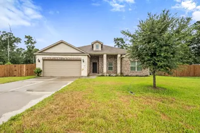 9850 Hunter Springs, Conroe, TX 77306 - Photo 1