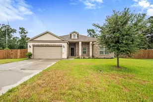9850 Hunter Springs, Conroe, TX 77306 - Photo 1