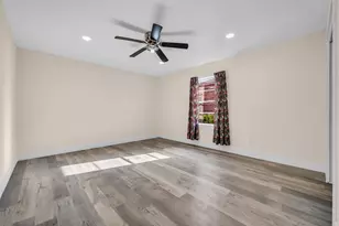 4011 Markley St, Houston, TX 77087 - Photo 31