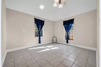 4011 Markley Street, Houston, TX 77087 - Photo 15