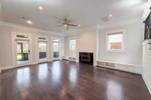 3910 Childress St, Houston, TX 77005 - Photo 3