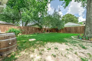 1601 Saxon Dr, Houston, TX 77018 - Photo 29