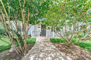 1601 Saxon Dr, Houston, TX 77018 - Photo 5