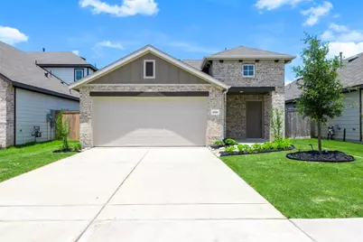 4519 Pinehurst Trace Drive, Pinehurst, TX 77362 - Photo 1