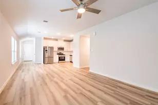 4519 Pinehurst Trce Dr, Pinehurst, TX 77362 - Photo 11