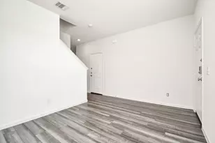 7819 Royalwood Dr, Houston, TX 77049 - Photo 11