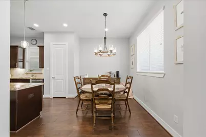 8816 Hollister Square Court, Houston, TX 77080 - Photo 11