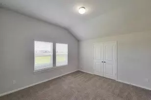 2470 Diamond D Dr, Beaumont, TX 77713 - Photo 29