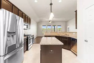 2451 Porto Way, League City, TX 77573 - Photo 9