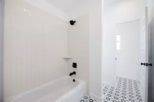 5318 Latigo Ct, Alvin, TX 77511 - Photo 33