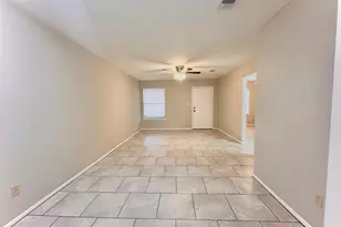2100 Austin St, Bay City, TX 77414 - Photo 5