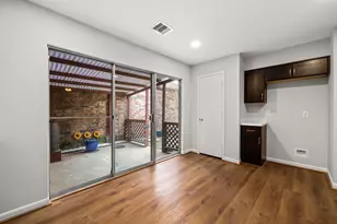 8807 Belle Glen Dr, Houston, TX 77099 - Photo 15