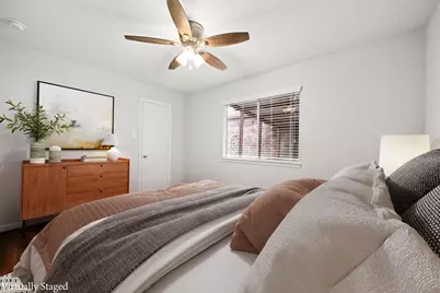 8807 Belle Glen Drive, Houston, TX 77099 - Photo 21