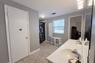 101 Gladiola St, Lake Jackson, TX 77566 - Photo 7