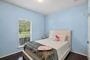 8002 Riverine Ter Dr, Richmond, TX 77406 - Photo 5