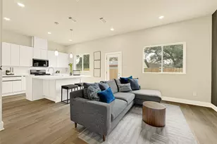 702 Savonna, Houston, TX 77076 - Photo 5