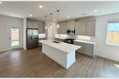 7627 Swooping Swallow Lane, Katy, TX 77493 - Photo 3