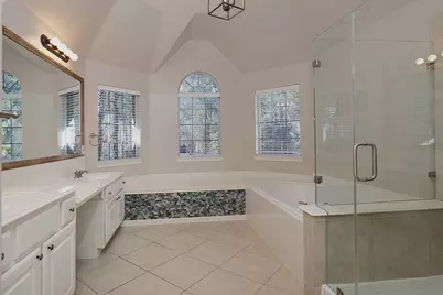 138 Oriel Oaks, The Woodlands, TX 77382 - Photo 21