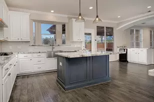 138 Oriel Oaks, The Woodlands, TX 77382 - Photo 9