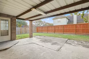 11022 Collingswood Dr, La Porte, TX 77571 - Photo 23