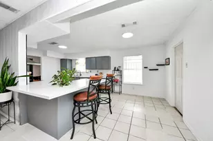 615 Barbara Mae St, Houston, TX 77015 - Photo 9