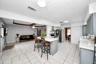 615 Barbara Mae St, Houston, TX 77015 - Photo 7