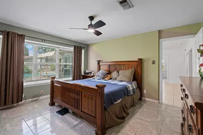 15306 Corona Del Mar Drive, Houston, TX 77083 - Photo 17