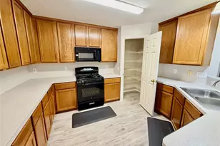 10827 Moonlit Meadows Ct, Houston, TX 77064 - Photo 7