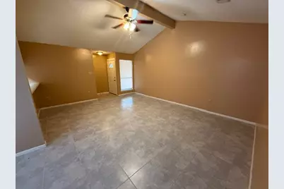 1610 Hazelwood Street #B, Conroe, TX 77301 - Photo 3