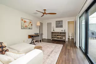 10003 Burgoyne Rd, Houston, TX 77042 - Photo 37