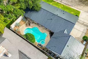 10003 Burgoyne Rd, Houston, TX 77042 - Photo 41