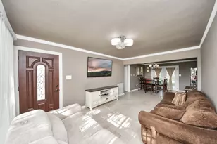7806 Belle Glen Dr, Houston, TX 77072 - Photo 9