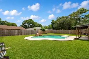 814 El Toro Ln, Houston, TX 77062 - Photo 15