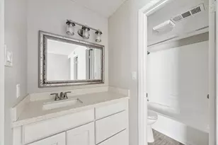 3754 Tanglewilde Street N, Houston, TX 77063 - Photo 9